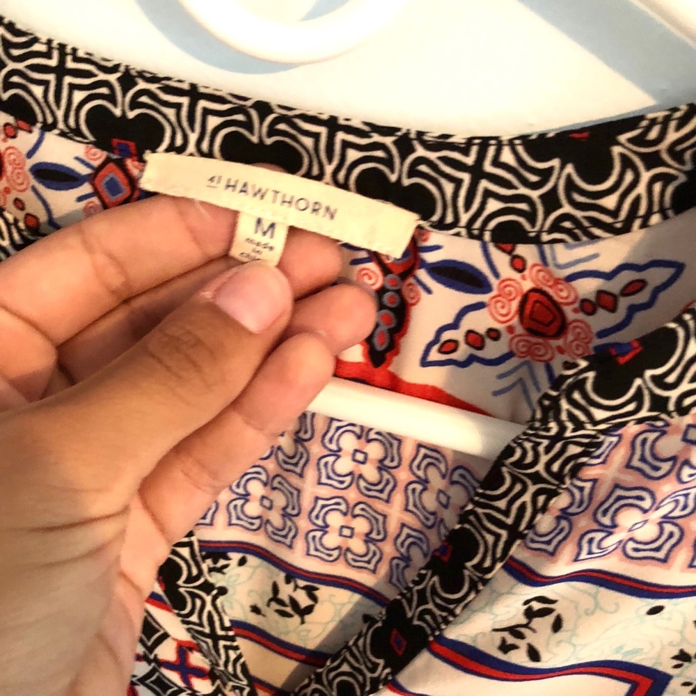 Boho-Inspired Patterned Blouse - Picture 3 of 3